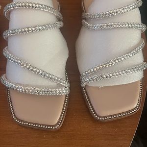Steve Madden flat sandals